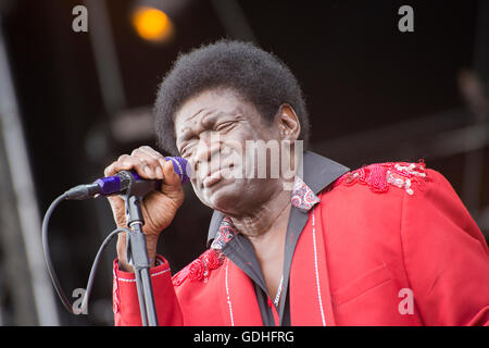 Pori, Finlandia. Il 15 luglio 2016. Charles Bradley & la sua Extraordinaries eseguire presso la 51Pori Jazz Festival nel Kirjurinluoto Arena. Foto Stock