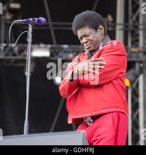 Pori, Finlandia. Il 15 luglio 2016. Charles Bradley & la sua Extraordinaries eseguire presso la 51Pori Jazz Festival nel Kirjurinluoto Arena. Foto Stock