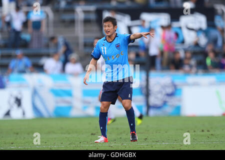 NHK molla Mitsuzawa Football Stadium, Kanagawa, Giappone. 16 Luglio, 2016. Kazuyoshi Miura (Yokohama FC), 16 luglio 2016 - Calcio /Soccer : 2016 J2 League match tra Yokohama FC 1-1 Roasso Kumamoto a molla NHK Mitsuzawa Football Stadium, Kanagawa, Giappone. © YUTAKA AFLO/sport/Alamy Live News Foto Stock