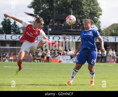 Wheatsheaf Park, Staines, Regno Unito. 17 Luglio, 2016. FA Womens Super League 1. Chelsea Ladies versus Arsenal Ladies. Chelsea Ladies centrocampista Drew Spence (24) durante il match Credito: Azione Sport Plus/Alamy Live News Foto Stock