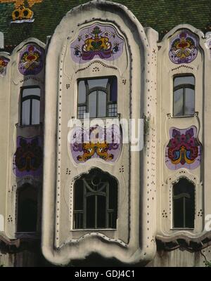 Geografia / viaggi, Ungheria, Kecskemet, edificio Cifrapalota, dettaglio, facciata, tipico esempio di Stile Liberty Ungherese, Foto Stock