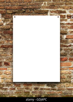 Close-up di uno inchiodato telaio bianco su marrone weathered muro di mattoni in background Foto Stock
