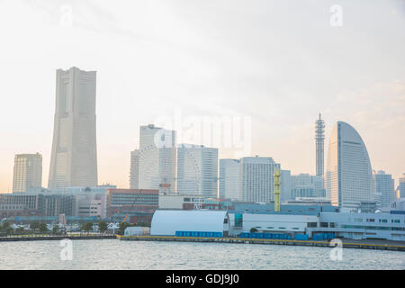 Minato Mirai 21, città di Yokohama, nella prefettura di Kanagawa, Giappone Foto Stock