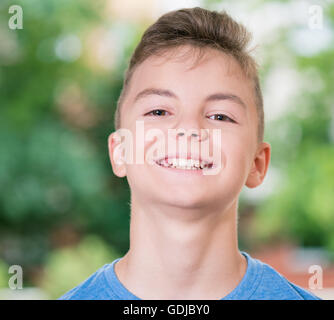 Ritratto di teen boy Foto Stock