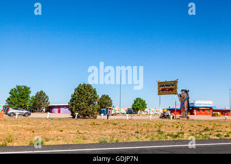I FLINTSTONES Bedrock City in Arizona all'incrocio delle autostrade 64 e 180 Il Grand Canyon autostrada Foto Stock