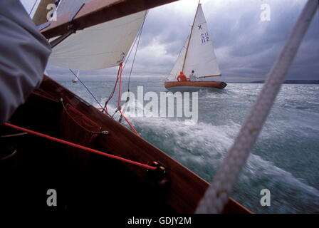 AJAX NEWS. 1993. SOLENT, Inghilterra. - X-classe di barche a chiglia RACING. Foto:JONATHAN EASTLAND/AJAX REF: 21411-1/5 Foto Stock
