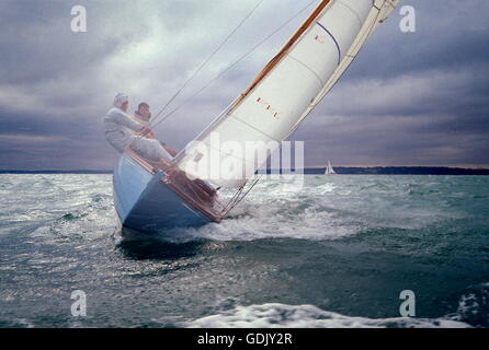 AJAX NEWS FOTO. 1993. SOLENT, Inghilterra. - X-classe di barche a chiglia RACING. Foto:JONATHAN EASTLAND/AJAX REF: 21411-1/8 Foto Stock