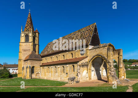 Chiesa di La Benisson-Dieu, monastero cistercense, La Benisson-Dieu village, Roanne arrondissement, dipartimento della Loira Foto Stock