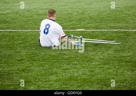 EAFA Takeda League Cup Portway Lifestyle Centre, Oldbury, Birmingham amputato il calcio è uno sport disabili ha giocato gioco fuori campo lato Foto Stock