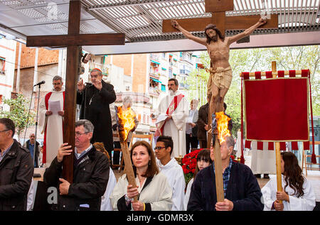 Rappresentanza,Via della Croce,presieduto dal Cardinale e Arcivescovo di Barcelona Lluís Martínez Sistach, Venerdì Santo, Pasqua Foto Stock