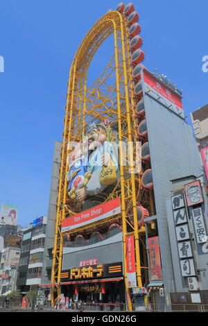 Don Quijote shopping center di Osaka in Giappone. Foto Stock