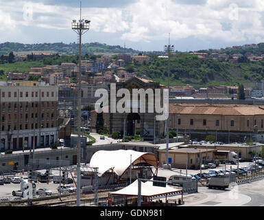 Vista del porto di Ancona a bordo di Minoan Lines Ferry Cruise Olympia Foto Stock