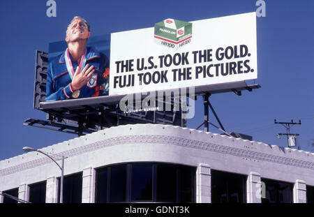 Fuji Film billboard sulla Sunset Strip di Los Angeles circa 1985 Foto Stock