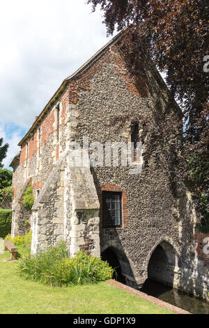 Greyfriars Cappella nel giardino francescano a Canterbury, Kent, Regno Unito. Foto Stock