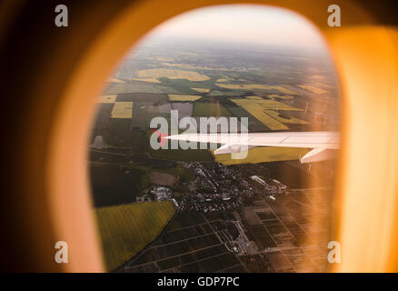 Vista dall'aereo lungo il tragitto Helsinki-Berlin, Germania Foto Stock