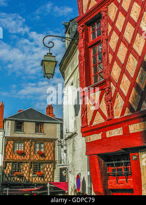 Il centro della città di Saumur, Francia Foto Stock