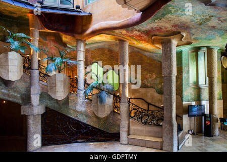 Cortile, Casa Mila, La Pedrera, Barcellona, in Catalogna, Spagna Foto Stock