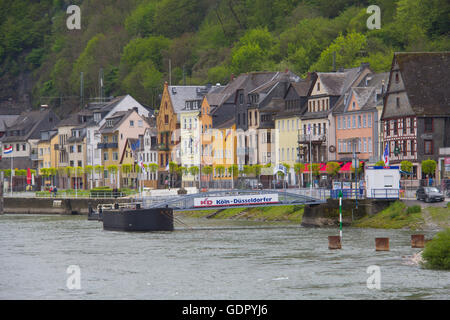 Il pittoresco villaggio di St. Goar sul fiume Reno, Germania. Foto Stock