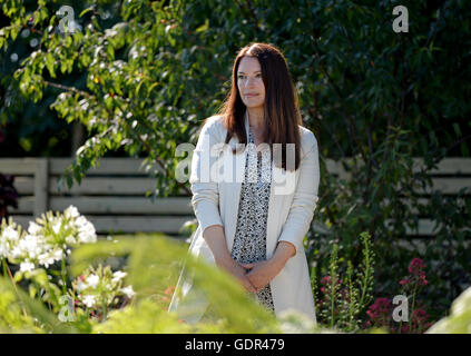 Il giardinaggio il presentatore TV Rachel de Thame a Tatton Park RHS mostrano, Cheshire, Inghilterra. Foto Stock