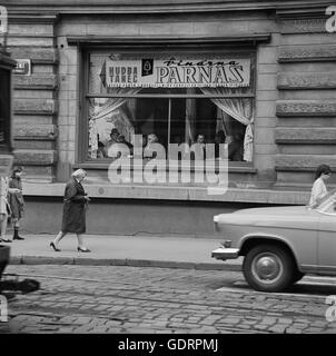 "Taverna ''Parnas'' a Praga, 1968' Foto Stock