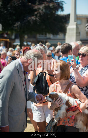 Exeter Devon, Regno Unito. 19 Luglio, 2016. Il Duca e la duchessa di Cornovaglia, il principe Carlo e Camilla, visitare Exeter, Credito: @camerafirm/Alamy Live News Foto Stock