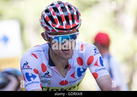 Finhaut, Svizzera. Il 20 luglio, 2016. Il 20 luglio, 2016. Finhaut, CH. Rafal Majka (Tinkoff) giostre per un terzo posto finale sul palco, estendendo la sua leadership nella classifica di arrampicata a 173 punti, oltre il suo più vicino rivale Thomas De Gendt (Lotto-Soudal) con 90 punti. Credito: Giovanni Kavouris/Alamy Live News Foto Stock