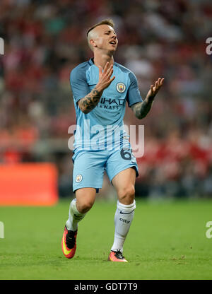 Monaco di Baviera, Germania. Il 20 luglio, 2016. Manchester Angelino (Jose Angel Esmoris Tasende) reagisce durante un calcio internazionale amichevole tra FC Bayern Monaco e Manchester City nello stadio Allianz Arena di Monaco di Baviera, Germania, il 20 luglio 2016. Foto: THOMAS EISENHUTH/dpa - nessun filo SERVICE -/dpa/Alamy Live News Foto Stock