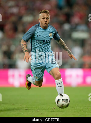 Monaco di Baviera, Germania. Il 20 luglio, 2016. Manchester Angelino (Jose Angel Esmoris Tasende) in azione durante un calcio internazionale amichevole tra FC Bayern Monaco e Manchester City nello stadio Allianz Arena di Monaco di Baviera, Germania, il 20 luglio 2016. Foto: THOMAS EISENHUTH/dpa - nessun filo SERVICE -/dpa/Alamy Live News Foto Stock
