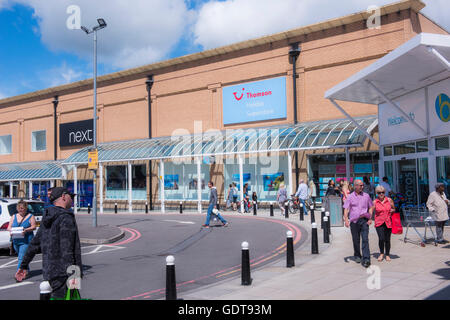 Beaumont Leys Shopping Center. 25 Beaumont Way, Leicester LE4 1DS. Di proprietà di terra britannica PLC. Foto Stock