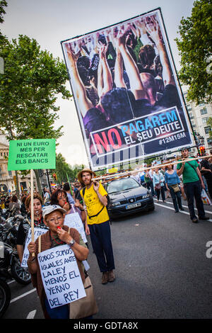 Le proteste contro la triste situazione sociale.Rivoluzione spagnola 2011 .15 M y 19 J.Indignados.indignato.proteste sociali moveme Foto Stock