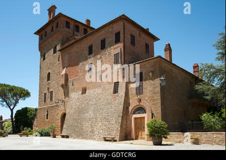 Palazzo italiano Massaini, fattoria vicino a Pienza, Toscana, Italia Foto Stock