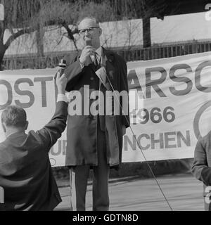 Dimostrazione marzo ad Augsburg, 1966 Foto Stock