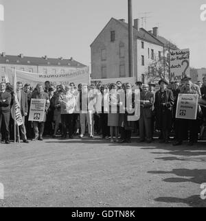 Dimostrazione marzo ad Augsburg, 1966 Foto Stock