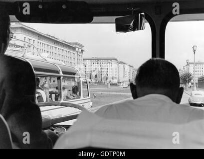 Stalinallee in Berlino Est Foto Stock