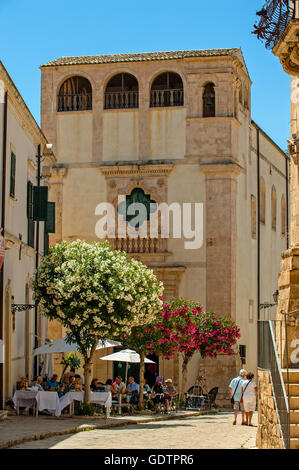 Italia Sicilia Scicli Via Mormina Penna - Chiesa di S. Teresa Foto Stock