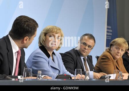 Maric, Boehmer, Toprak e Merkel Foto Stock