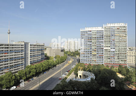 Blocchi a torre in Leipziger Strasse in Berlin-mitte Foto Stock