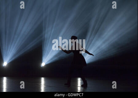 West Side Story, diretto da Barrie Kosky e Otto Pichler Foto Stock