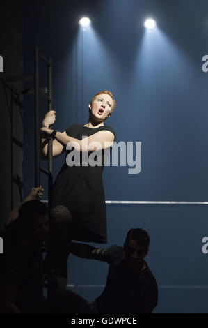 West Side Story, diretto da Barrie Kosky e Otto Pichler Foto Stock