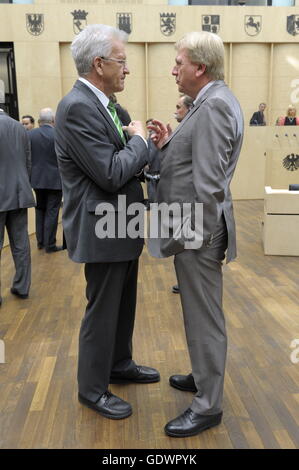 Kretschmann e Bouffier Foto Stock