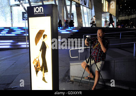 SINGAPORE. 2014. Orchard Road Foto Stock