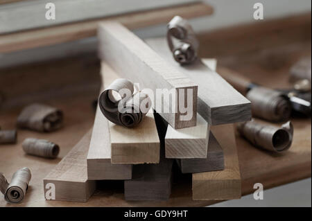 Close-up di pezzi di legno e trucioli, Baviera, Germania Foto Stock