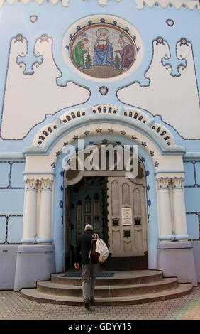 Blue chiesa di Santa Elisabetta a Bratislava in Slovacchia Foto Stock