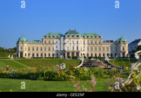 Il palazzo barocco " Il Belvedere Superiore" a Vienna è parte della residenza estiva del principe Eugenio di Savoia. Foto Stock