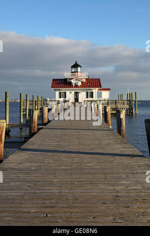 Geografia / viaggi, USA, North Carolina, Manteo, Roanoke paludi faro, costruito 1877, replica, vista esterna, Additional-Rights-Clearance-Info-Not-Available Foto Stock