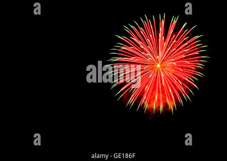 Fuochi d'artificio del 4 luglio. Fotografato in Studio City a Los Angeles in California Foto Stock