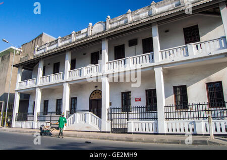 Tedesco edificio coloniale, Kivukoni Front, Dar-es-Salaam, Tanzania Foto Stock