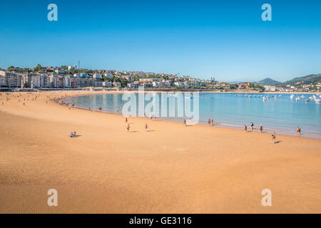 Spiaggia di San Sebastian in Spagna Foto Stock