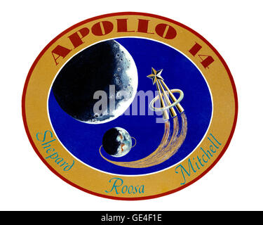 Avvio- 31 gennaio 1971 lo sbarco- Febbraio 9, 1971 astronauti- Alan B.Shepard Jr., D. Edgar Mitchell e Stuart A. Roosa Apollo 14 era il terzo successo U.S. sbarco sulla luna missione. Il modulo lunare è atterrato nella Frau Mauro highlands sulla luna, il destinati sbarcati sito per Apollo 13. Durante la seconda luna a piedi Alan Shepard ha colpito tre colpi di golf sulla superficie della luna. www.nasa.gov/mission pages/apollo/missions/apollo14.html#... ( Http://www.nasa.gov/mission pages/apollo/missions/apollo14.html#.VAivWhCa-So ) Foto Stock