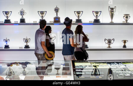 Il Museu FC BARCELONA FC Barcelona Museum, Camp Nou, Barcellona, in Catalogna, Spagna. Foto Stock